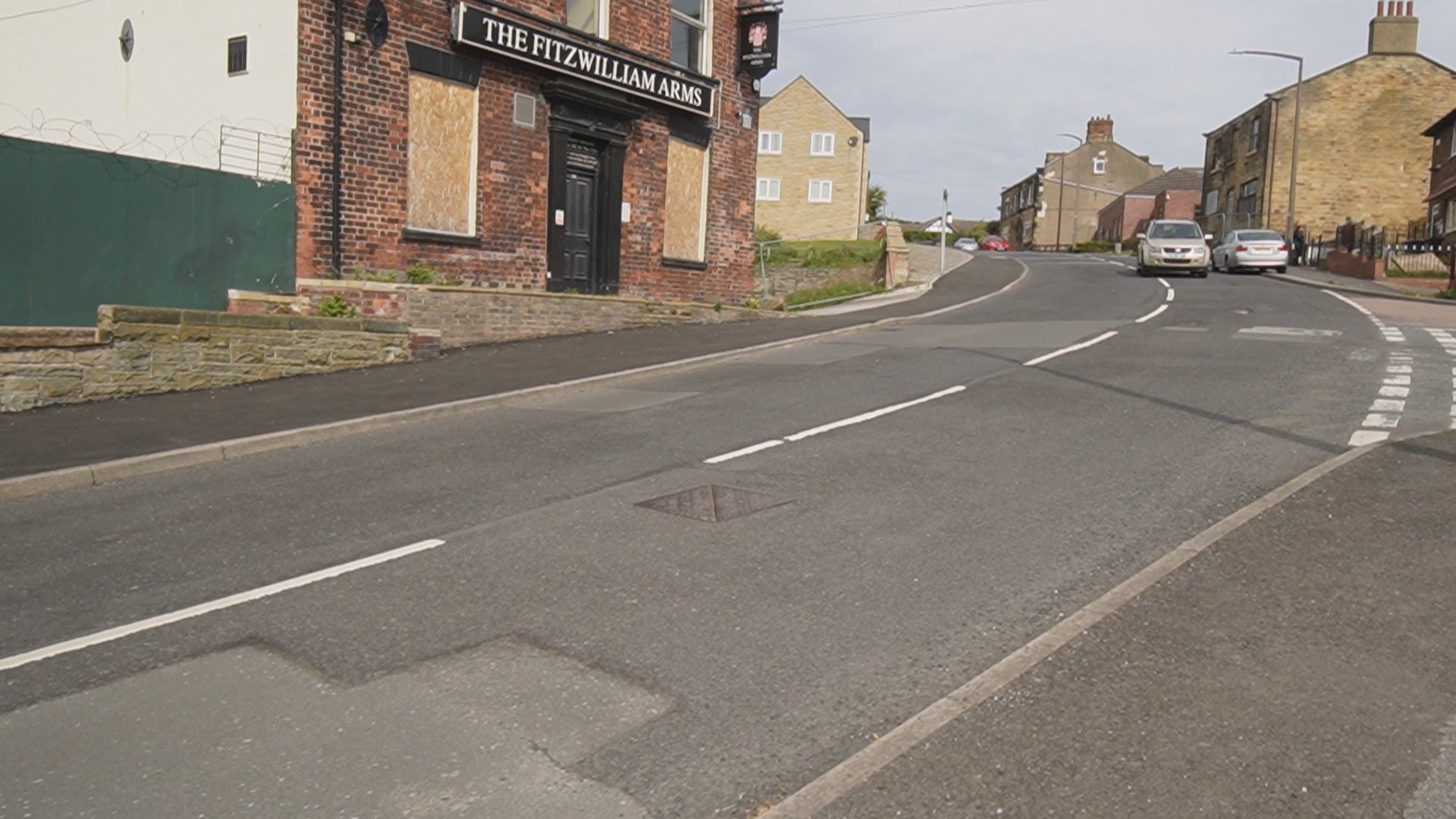 WalkUpHillStreetElsecar_chapter14