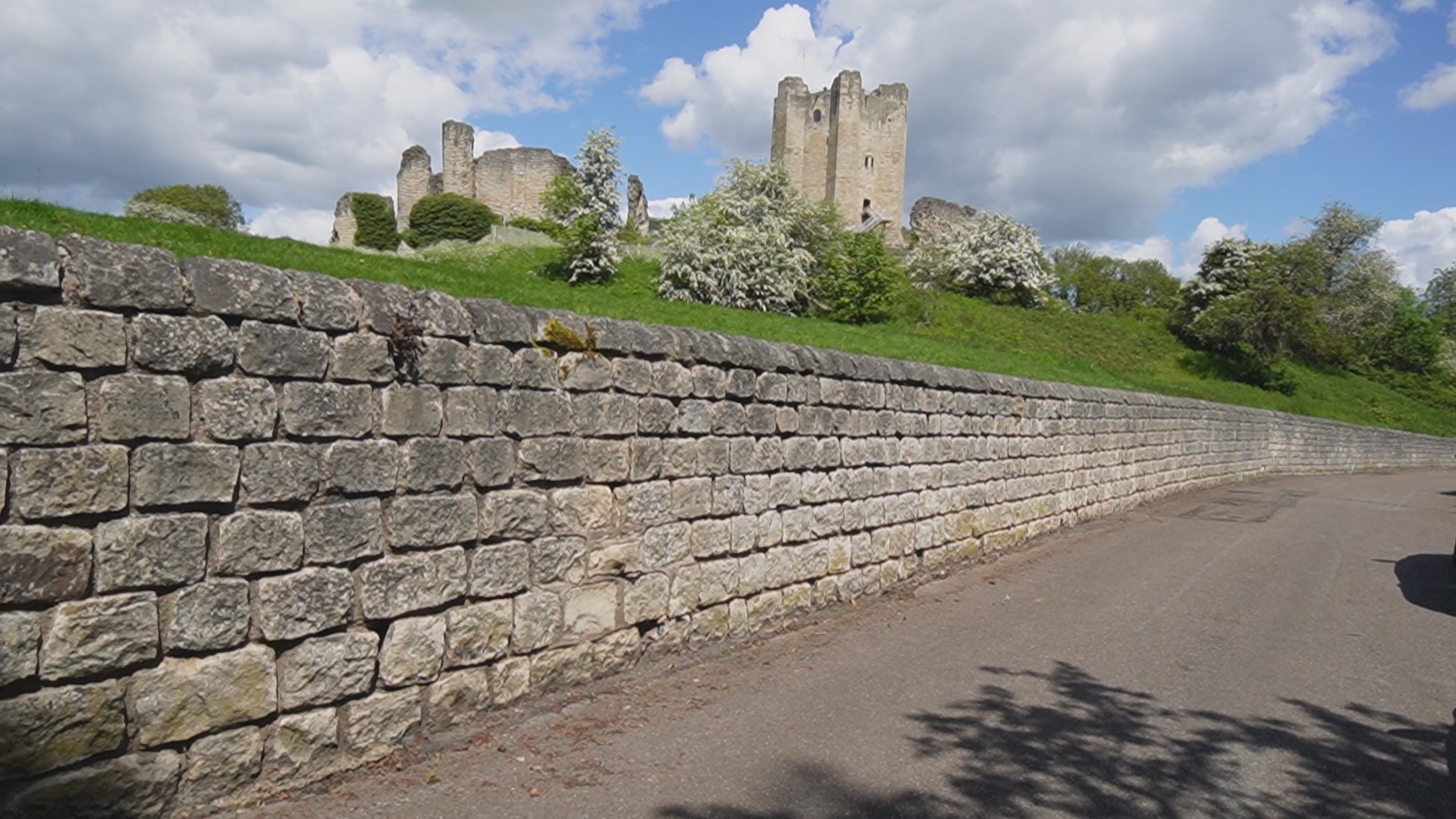 AroundConisboroughCastle_chapter15